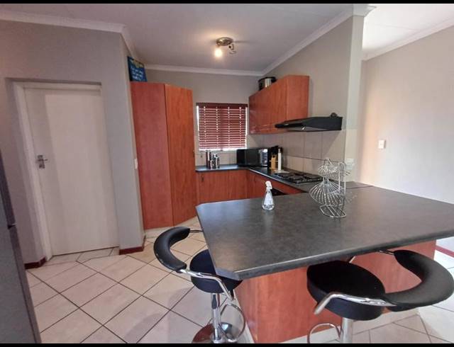 3 BEDROOM TOWNHOUSE FOR SALE IN BENDOR